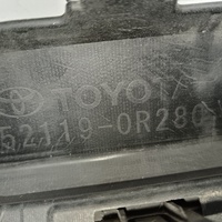 Бампер передний на Toyota RAV4 XA50 2019>