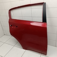 Дверь задняя правая на Kia Sportage 4 2015-2022