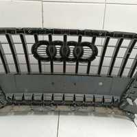 Решетка радиатора на Audi Q3 8U 2012-2018