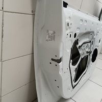 Дверь передняя левая на Renault Sandero 2 2014-2022 / Renault Logan 2 2014-2022
