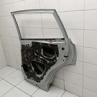 Дверь задняя правая на Toyota RAV 4 2013-2019
