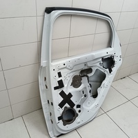 Дверь задняя правая на Lada Vesta 2015>