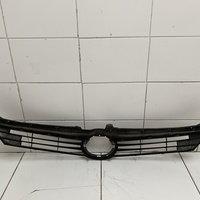 Решетка радиатора на Toyota Camry V50 2011-2017