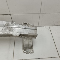 Усилитель бампера переднего на VW Touareg 3 2018>