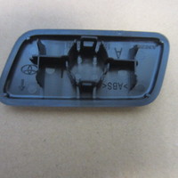 Крышка форсунки омывателя фары на Toyota Hi Lux 2015>