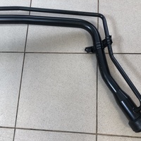 Горловина топливного бака на Toyota Land Cruiser 120 / Prado 2002-2009