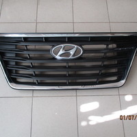Решетка радиатора на Hyundai Grand Starex 2007>