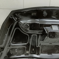 Капот на Ford Kuga 2012>