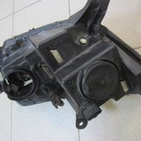 Фара левая на Renault Logan 2 2014-2022 / Renault Sandero 2 2014-2022