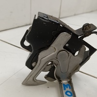 Замок капота на Honda Civic 5D 2006-2012