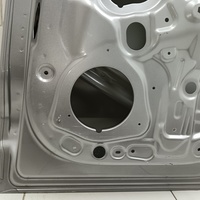 Дверь задняя правая на Geely Monjaro 2021>