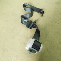 Ремень безопасности на Ford Explorer 2010>