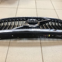 Решетка радиатора на Volvo XC40 2018>