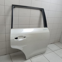 Дверь задняя правая на Toyota Land Cruiser 200 2008-2021
