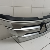 Решетка радиатора на Mitsubishi Pajero / Montero Sport (KS) 2015>