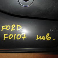 Брызговик передний правый на Ford Kuga 2012>