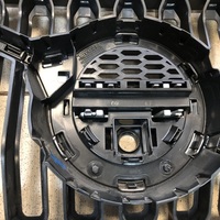 Решетка радиатора на Volvo XC40 2018>