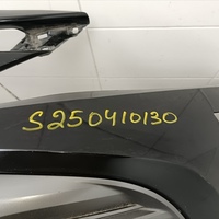 Бампер передний на Toyota Camry V70 2017>