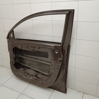 Дверь передняя правая на Kia Sportage 3 2010-2015