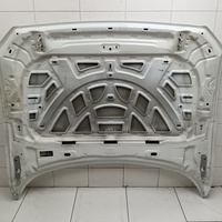 Капот на Volvo S60 2018>