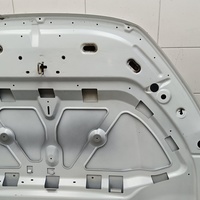 Капот на Lada Vesta 2015>