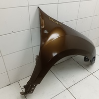 Крыло переднее правое на Renault Duster 1 2012-2021