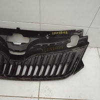 Решетка радиатора на Skoda Rapid 1 2013-2020