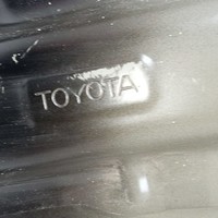 Капот на Toyota Land Cruiser (200) 2008>