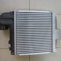 Радиатор интеркулера на Toyota Land Cruiser 120 / Prado 2002-2009