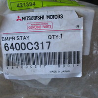 Кронштейн бампера переднего на Mitsubishi Pajero / Montero 4 (V8, V9) 2007>