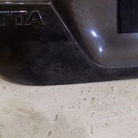 Крышка багажника на VW Jetta 2011>