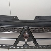 Решетка радиатора на Mitsubishi Outlander 3 (GF) 2012> решетка радиатора после 2015 года