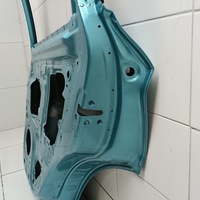 Дверь задняя правая на Belgee X50 2019> / Geely Coolray 2019>