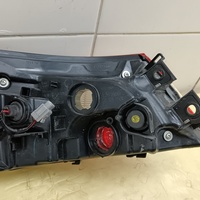 Фонарь задний наружный правый на Toyota Camry V70 2017>