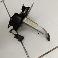 Замок капота на Honda Civic 5D 2006-2012