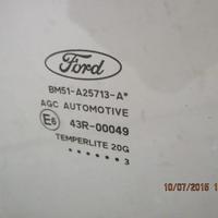 Стекло двери задней правой на Ford Focus 3 2011>
