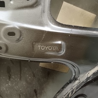 Дверь задняя правая на Toyota Land Cruiser 200 2008-2021