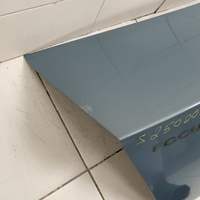 Крышка багажника на Ford Focus 2 2005-2008 / Ford Focus 2 2008-2011