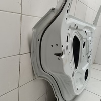 Дверь задняя левая на Skoda Karoq 2017>