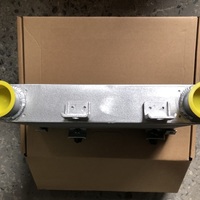Радиатор интеркулера на Mazda BT-50 2006-2012 / Ford Ranger 2006-2012