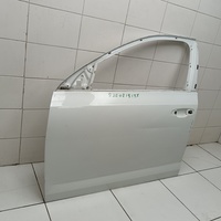 Дверь передняя левая на Skoda Octavia (A7) 2013-2020