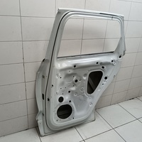 Дверь задняя правая на VW Touareg 3 2018>