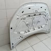 Капот на Lada Vesta 2015>