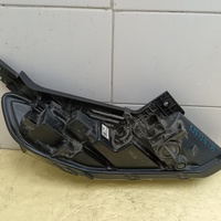 Габарит передний левый на Hyundai Santa Fe 4 TM 2018-2025