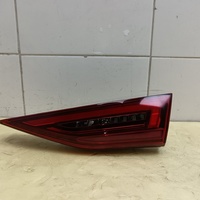 Фонарь задний внутренний правый на Audi A3 8Y 2020>