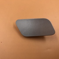 Крышка форсунки омывателя фары на Toyota Camry V80 2024-2026 (Тойота Камри)