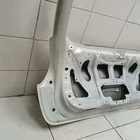 Дверь багажника на Nissan Juke F15 2011-2019
