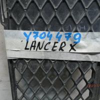 Решетка в бампер на Mitsubishi Lancer 10 (CX,CY) 2007> решетка в бампер до 2010 года