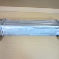 Радиатор интеркулера на Hyundai Starex H1 1997-2007