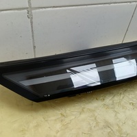 Фара передняя габаритная центральная на Geely Atlas 2 2023>